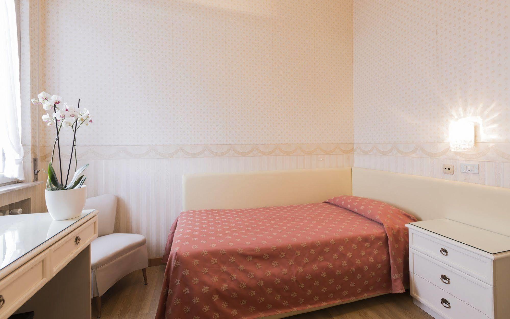 Du Parc Hotel Lake Maggiore Esterno foto